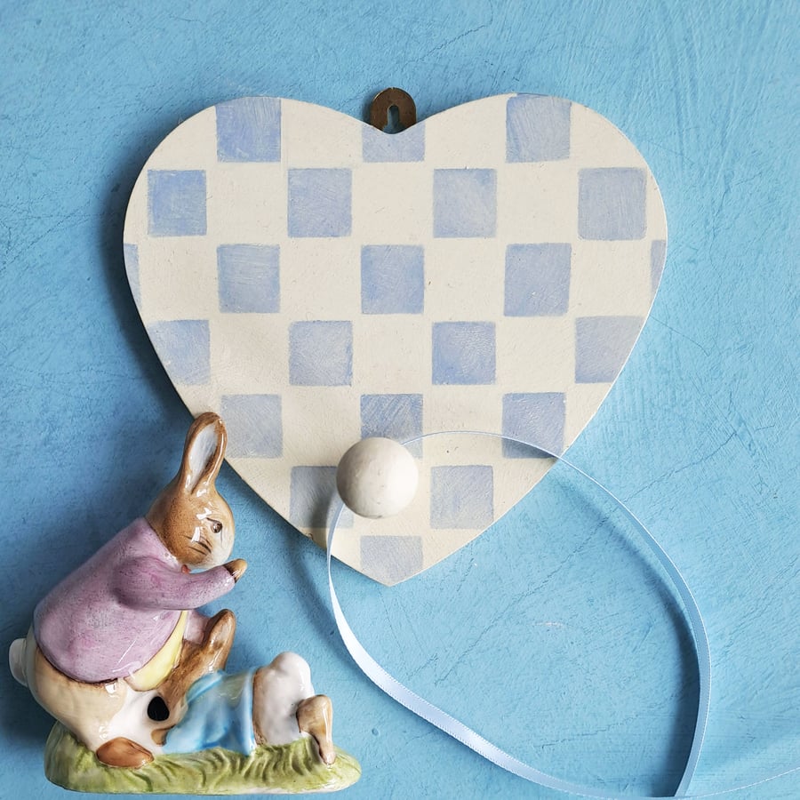 Checkerboard Heart Peg