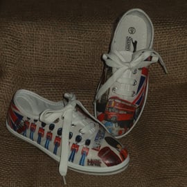 Decorated Canvas Shoes CHILDREN’S SIZE 11 London Great Britain Unique Decoupage