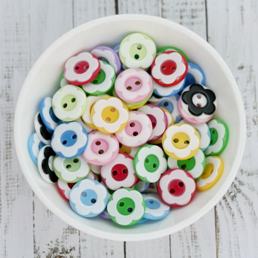 50 Circle Flower Buttons, Mixed Colour Buttons