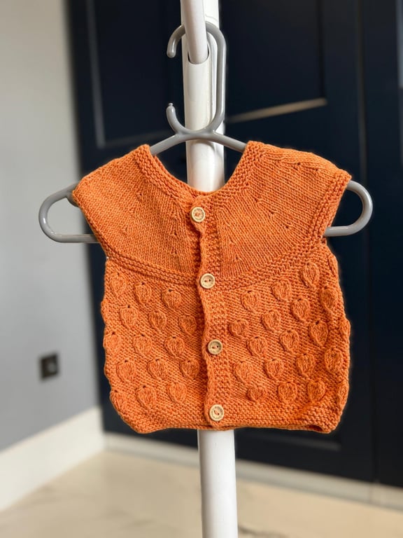 Hand-Knitted Baby Vest with Textured Pattern – Burnt Orange (0-3m)