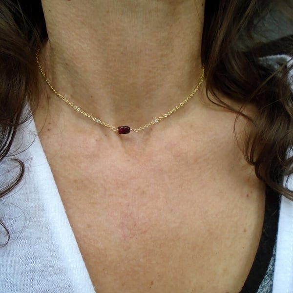 Gold garnet gemstone choker necklace
