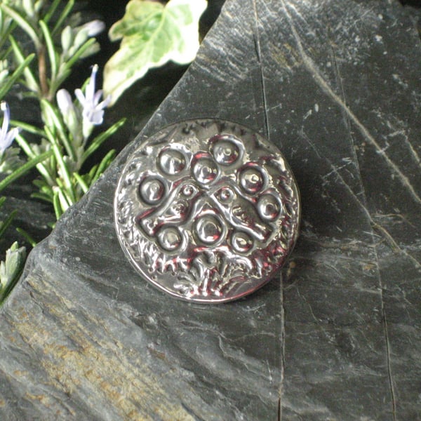 Brooch, Birds in Tree in Silver Pewter