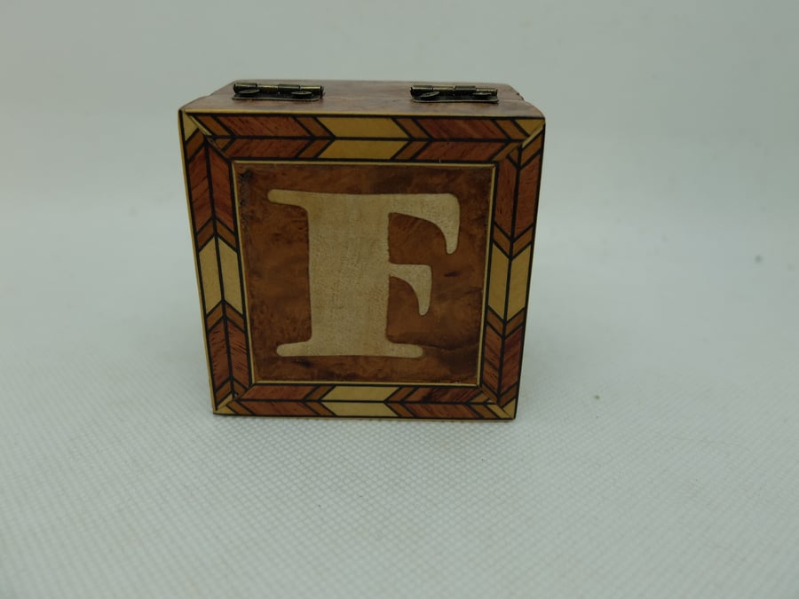 Small wooden box, hinged lid, letter F