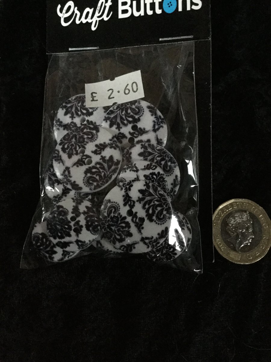 Craft Buttons White & Black Paisley (N.28)