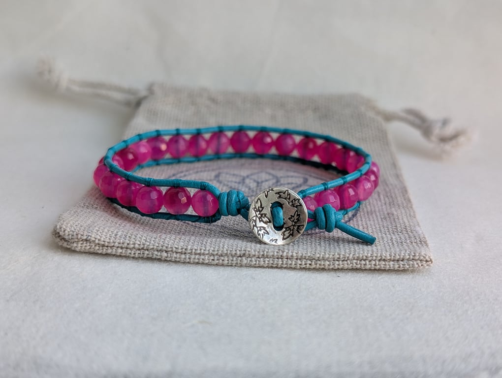 Turquoise leather and hot pink agate bracelet with button fastener 