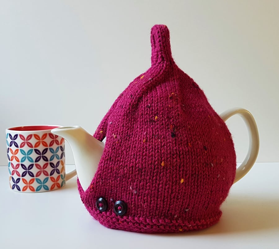 Tea Cosy in Heather Pink Tweed Aran Wool