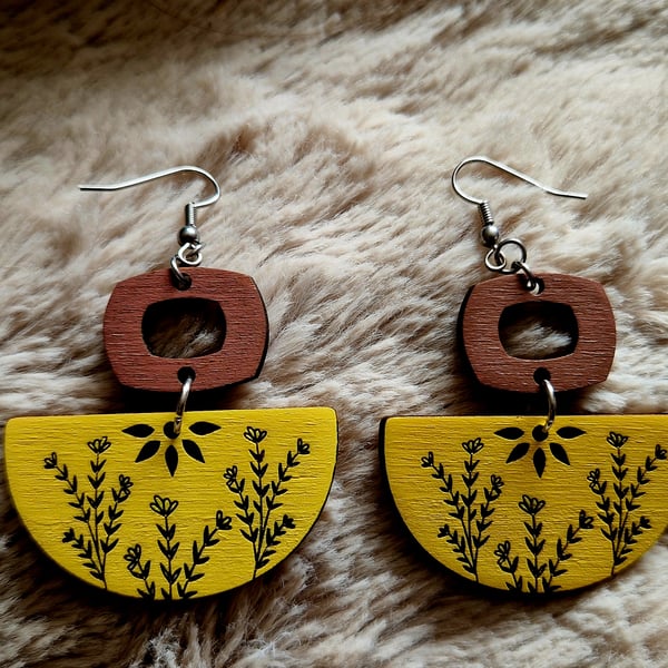 Boho Wooden Flower Semi Circle Dangle Earring