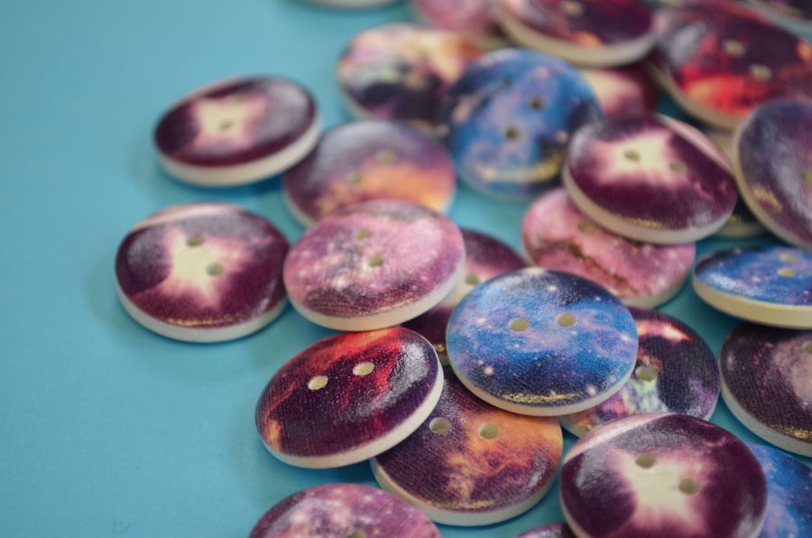 20mm Wooden Space Buttons Stars Galaxy Planets Nebula (SP2)