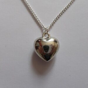heart pendant necklace silver plated 18" curb chain silver charm