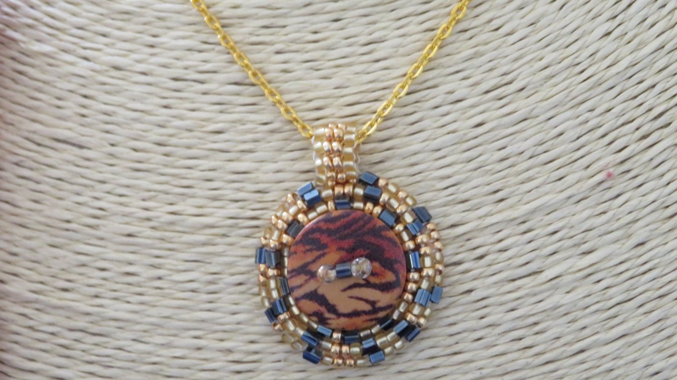 Tiger beaded pendant