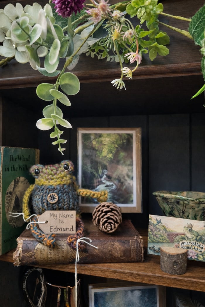 HOLLYBLUES & QUIRKYBIRDS