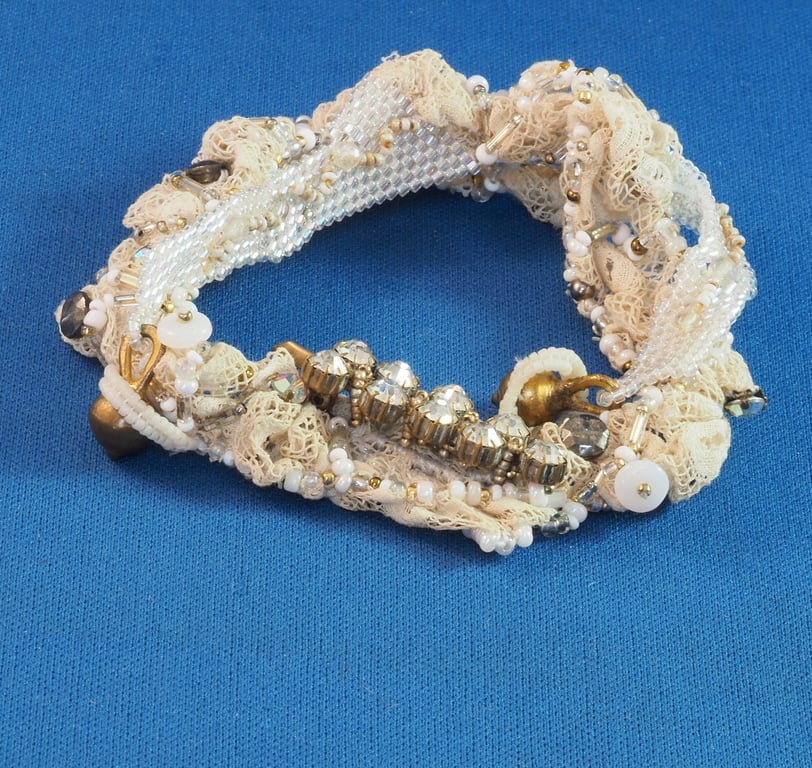 Lace Bracelet with Leaf Brooch