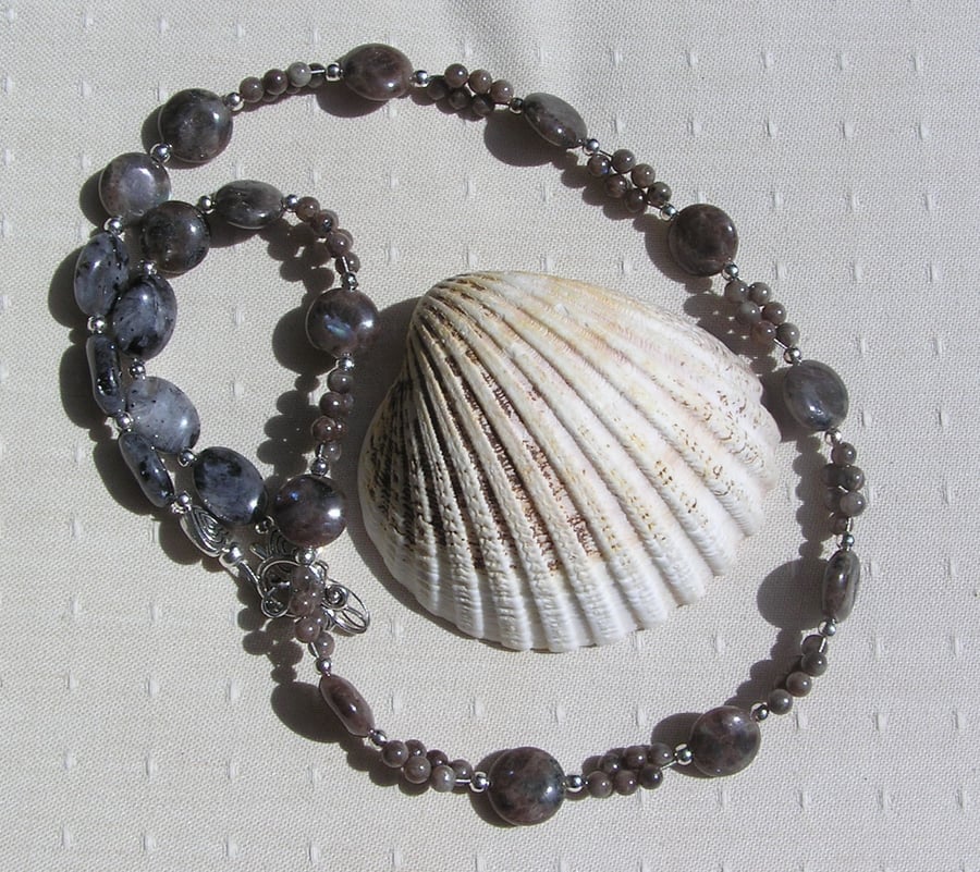 Brown & Black Labradorite Gemstone Beaded Necklace "Bourbon"