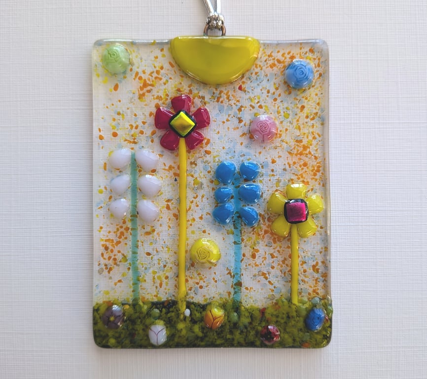Artist made Fused Glass Flowers Suncatcher.