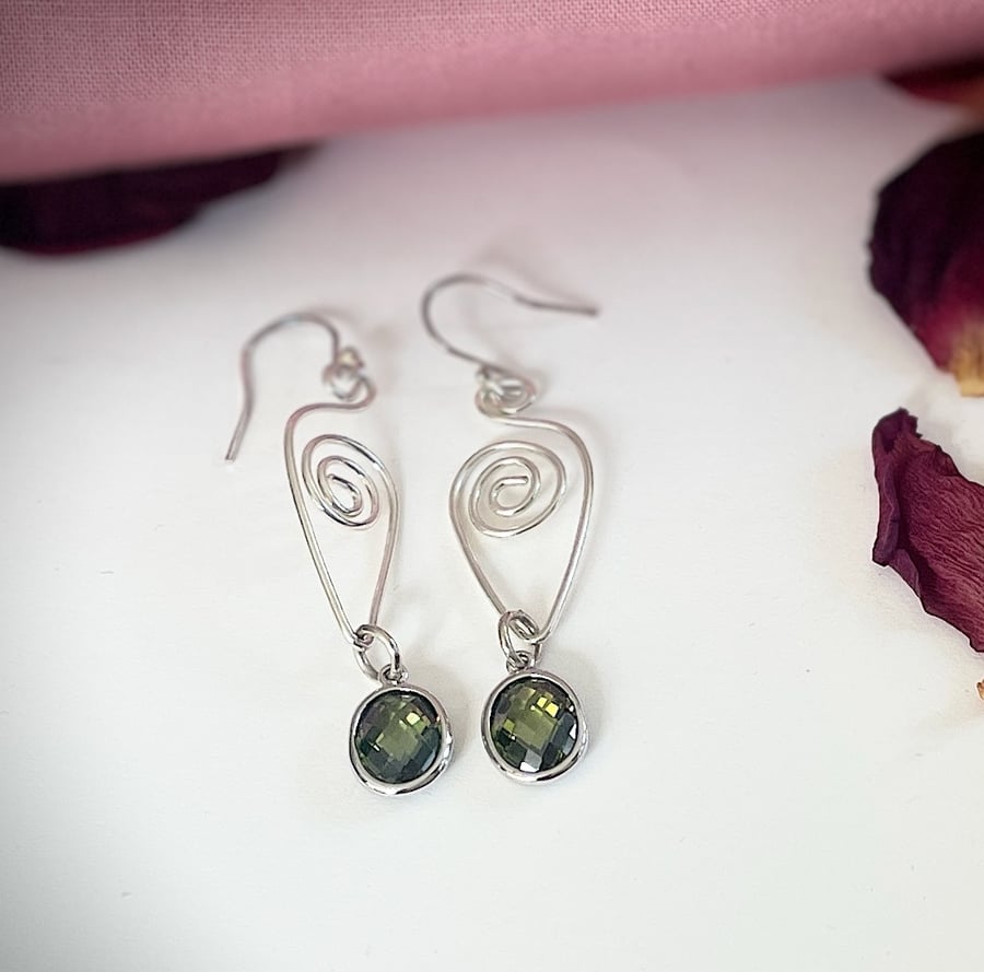 Art deco inspired peridot drops