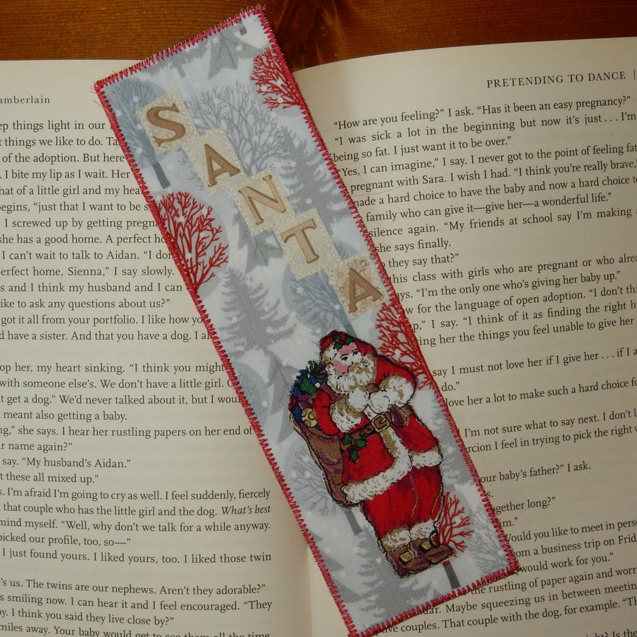 Bookmark Santa in the snow