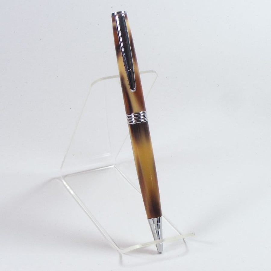 Streamline Ballpoint Pen in Chrome made with ‘Leopard‘ Acrylic (P020)