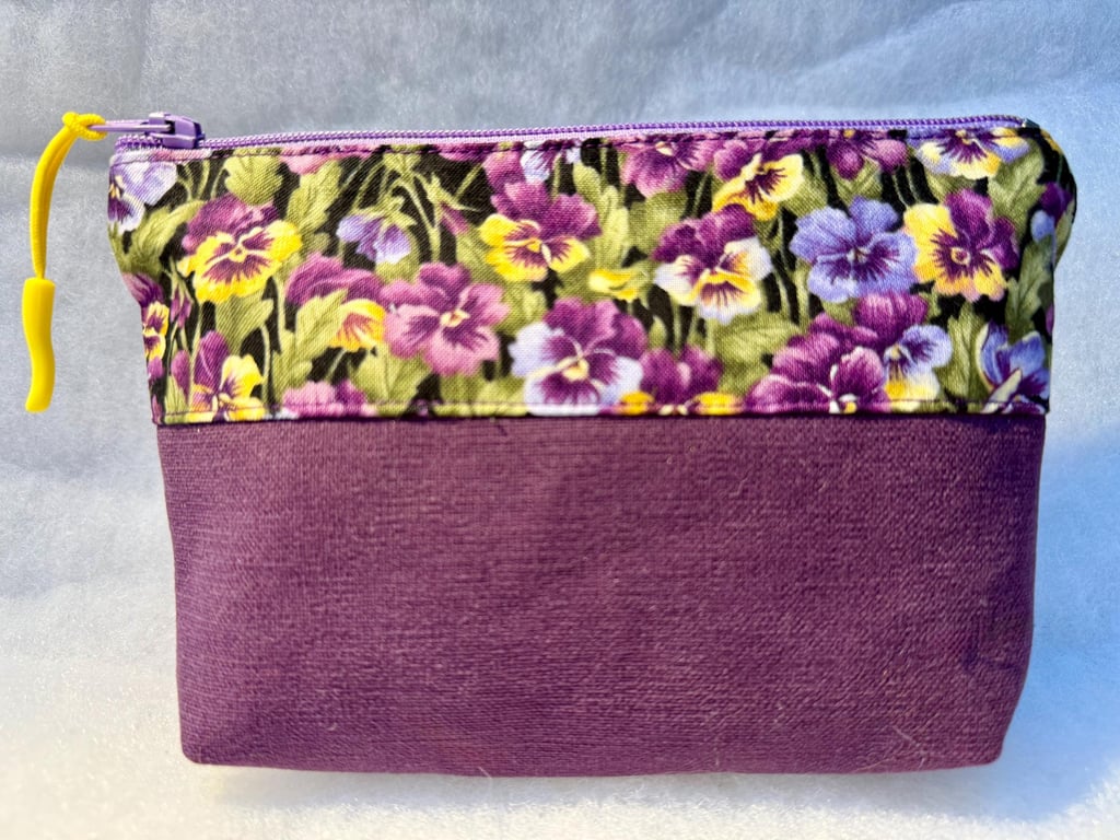 Pansies - Small zipped pouch for makeup, shaving kit, sewing accessories, etc...