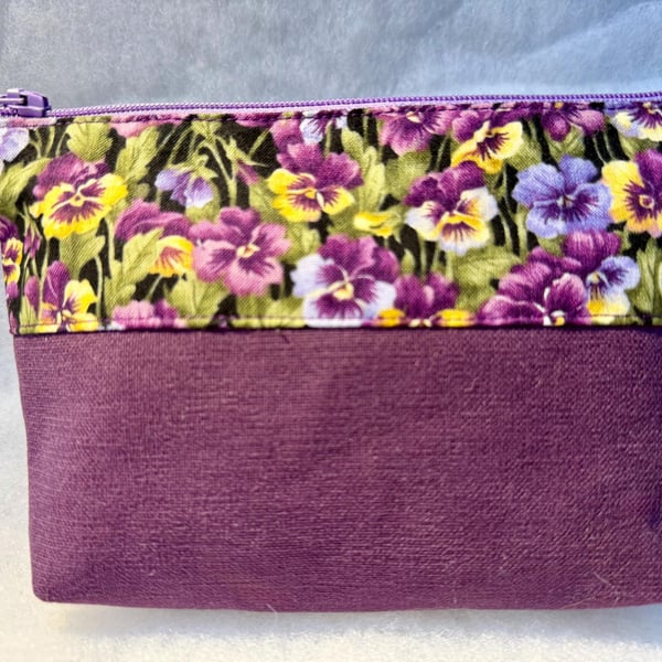 Pansies - Small zipped pouch for makeup, shaving kit, sewing accessories, etc...