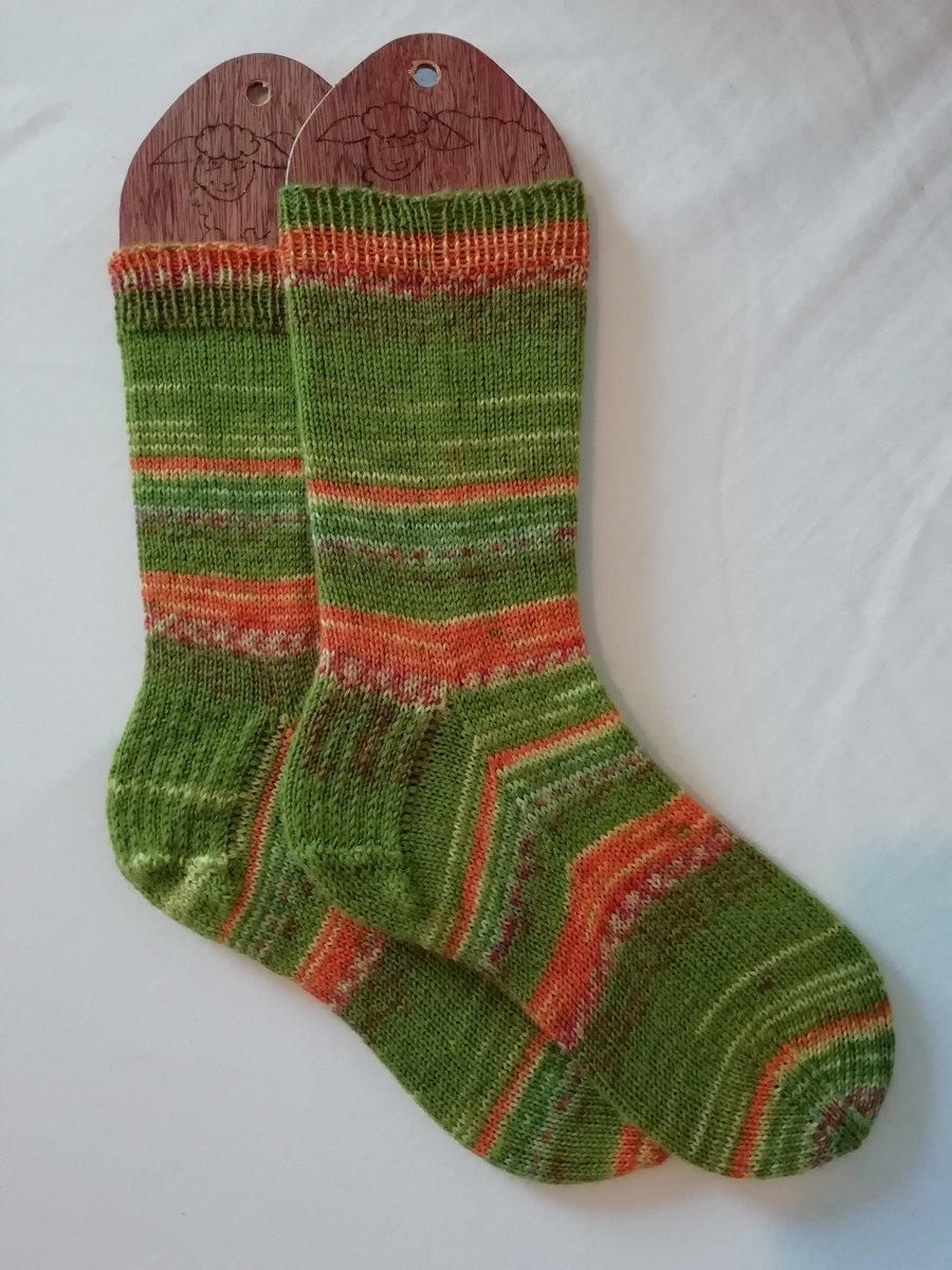 Hand knitted socks, MEDIUM, size 5-7