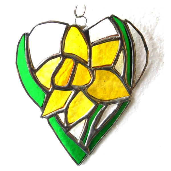 Daffodil Heart Suncatcher Stained Glass 035