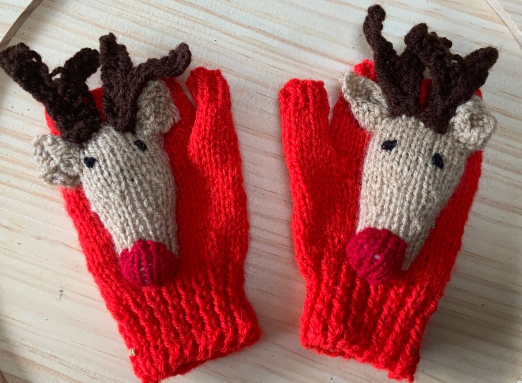 Hand Knitted Child's  Red Nose Reindeer Xmas Fingerless Gloves Approx 5-8 Years