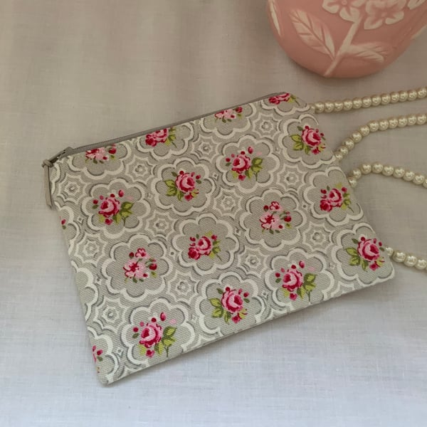 Zipped Purses, Pouch, Small Cosmetic Bag, Accessory Purse, Floral