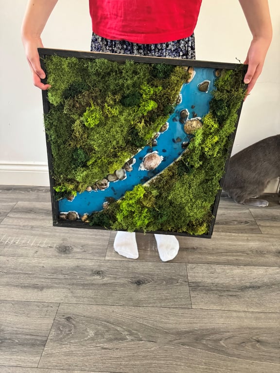 Wall Mounted Moss Woodland Epoxy River Art - 34" diagonal (600x600mm)