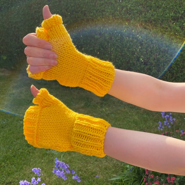 Fingerless Sunshine Mittens 