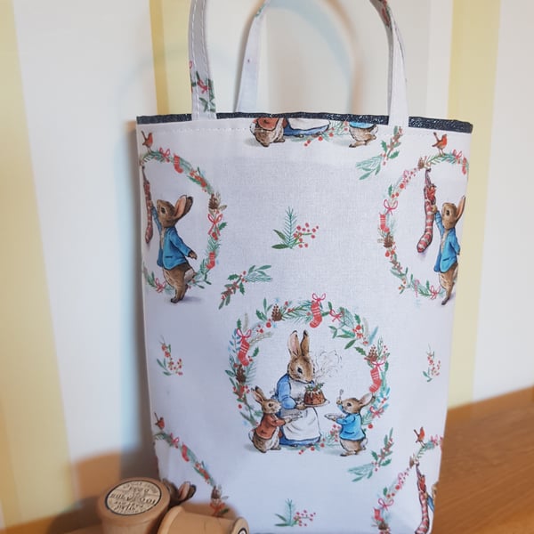 Christmas gift bag: Peter Rabbit hangs up his stocking