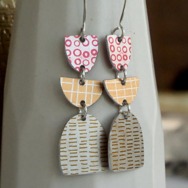Colour pop dangle earrings - mustard & red