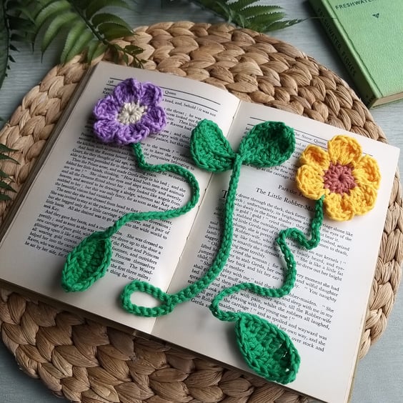 Crochet Bookmark Set of 3, Flowers & Leaves