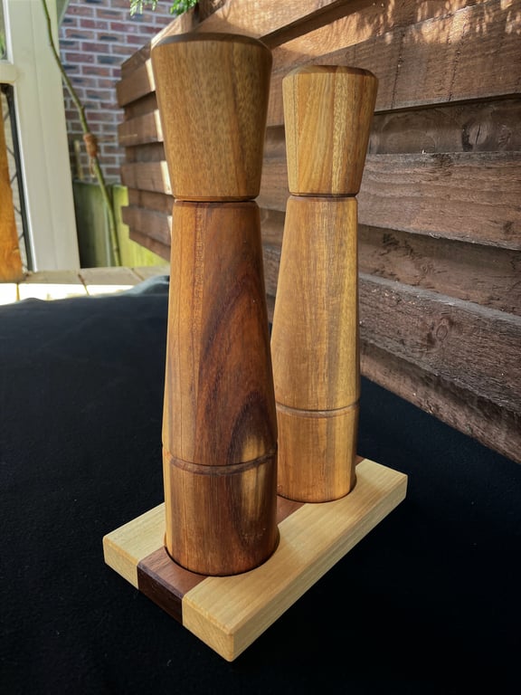 Salt & Pepper Tray – Tulipwood & Walnut Spice Holder – No.02