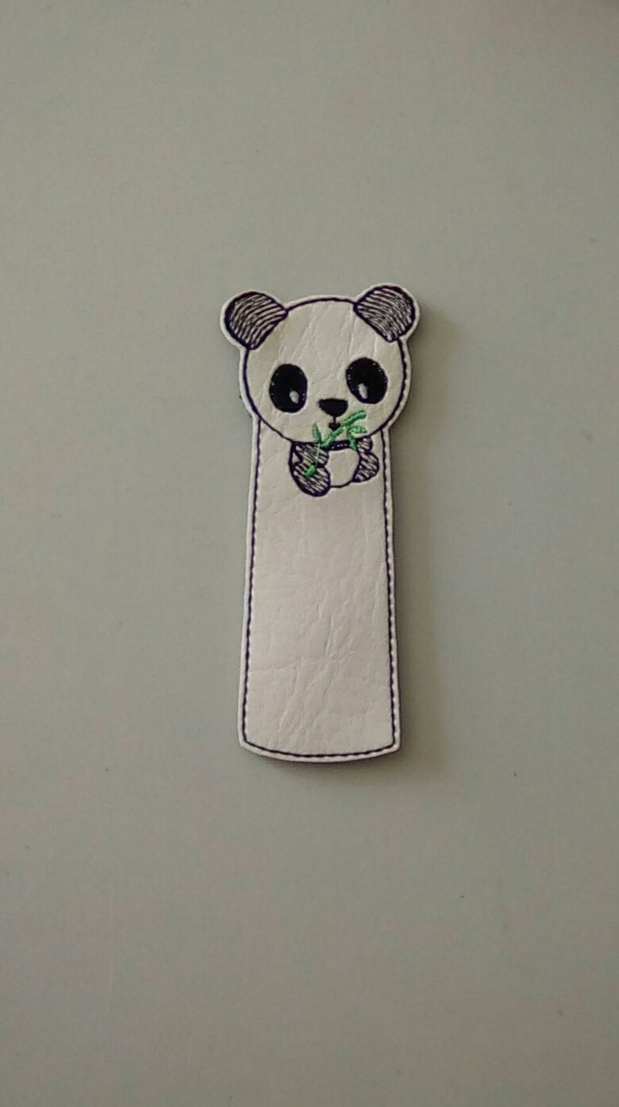 654. Panda sketch bookmark.