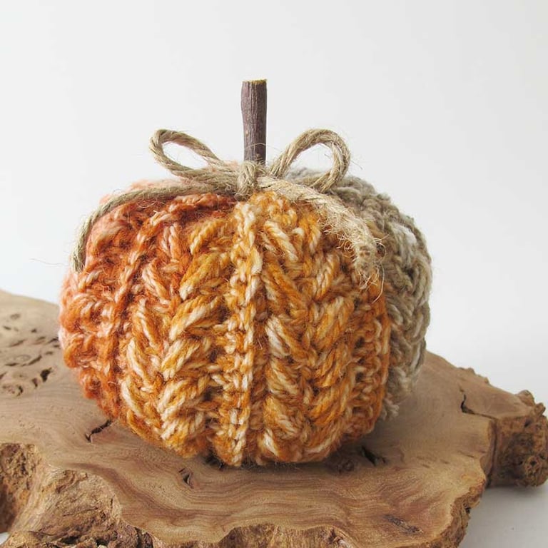 CROCHET PUMPKIN DECORATION AUTUMN HALLOWEEN medium size