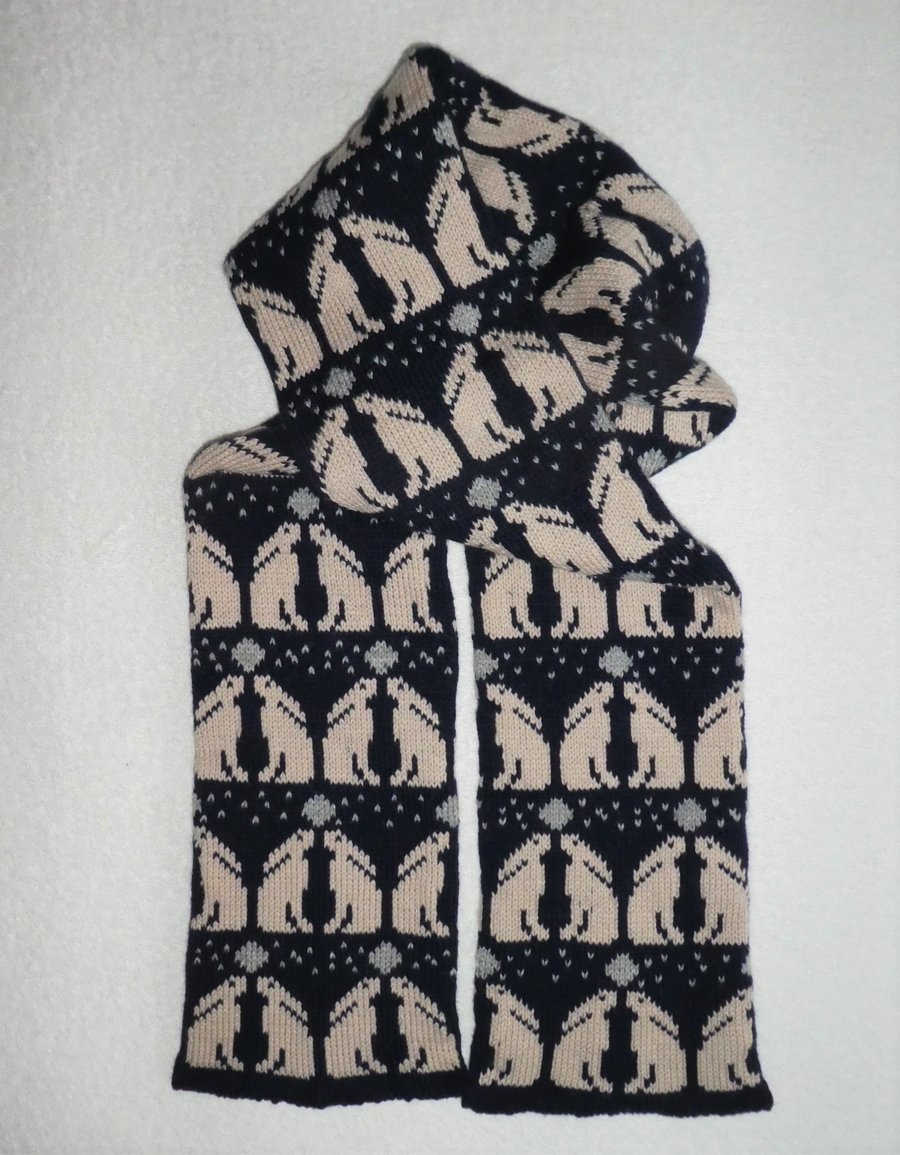 Moon Gazing Hare Scarf in Navy Yarn. Scarf