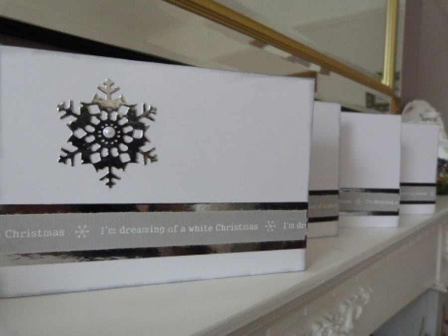 Pack of 4 Snowflake Christmas Cards