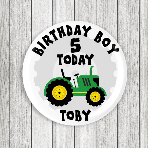 Green Tractor Birthday Badge: Personalised Party Favor (58mm)
