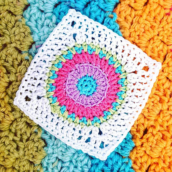 Sunny Sunday Square CROCHET PDF PATTERN