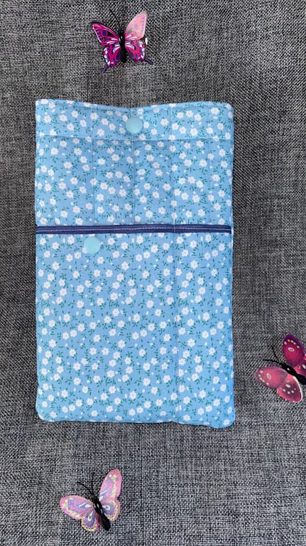 E-reader Padded Sleeve with Front Pocket Blue with small White Flowers