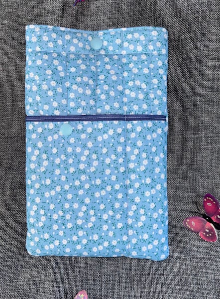 E-reader Padded Sleeve with Front Pocket Blue with small White Flowers