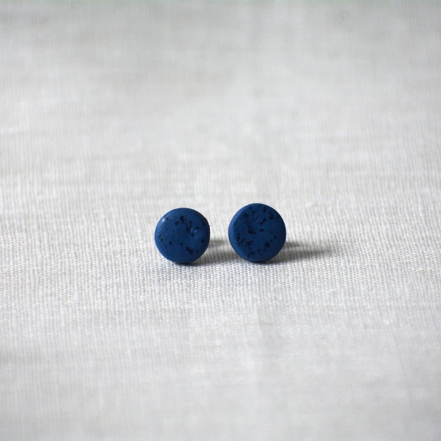 Blue porcelain earrings with blue dot detail
