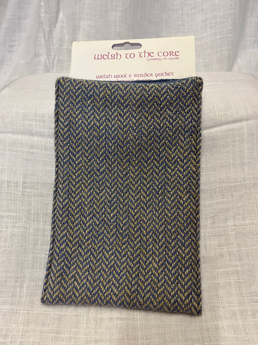 Handmade Welsh Wool Small tablet sleeve - Folksy