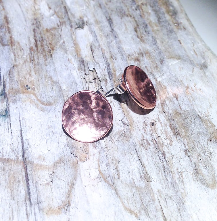 Handmade Hammered Copper Stud Earrings (ERCUSTDC4) - UK Free Post
