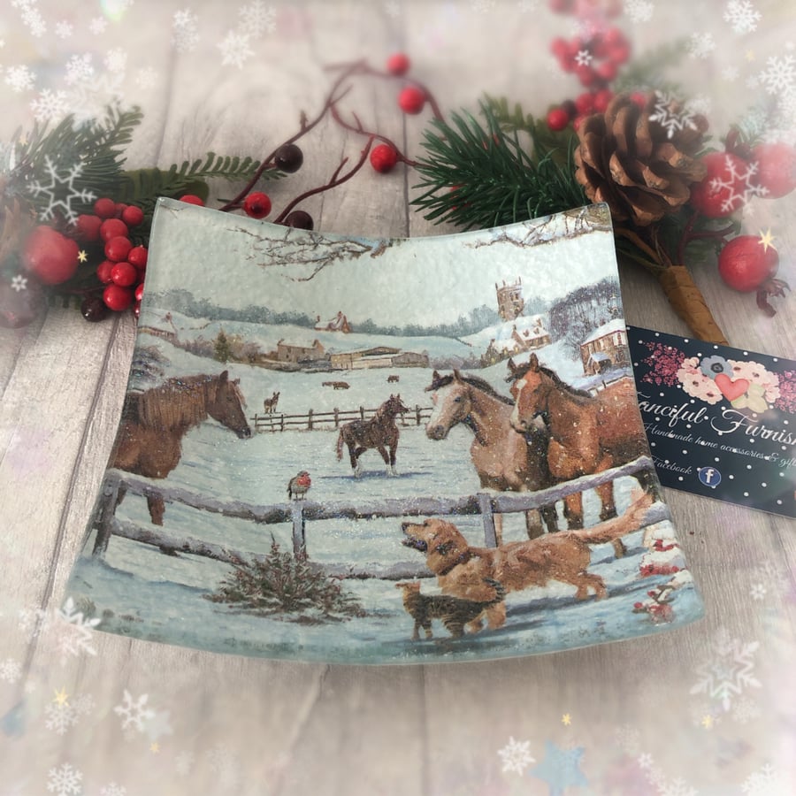 Festive Decoupaged Glass Christmas Sweet Dish, Horse Scene, Golden Retriever 