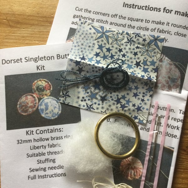Kit to Make a Dorset Singleton Button in Liberty Print ‘Adeladja’