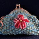 Vintage Style purse with a rose gold click shut clasp and clip