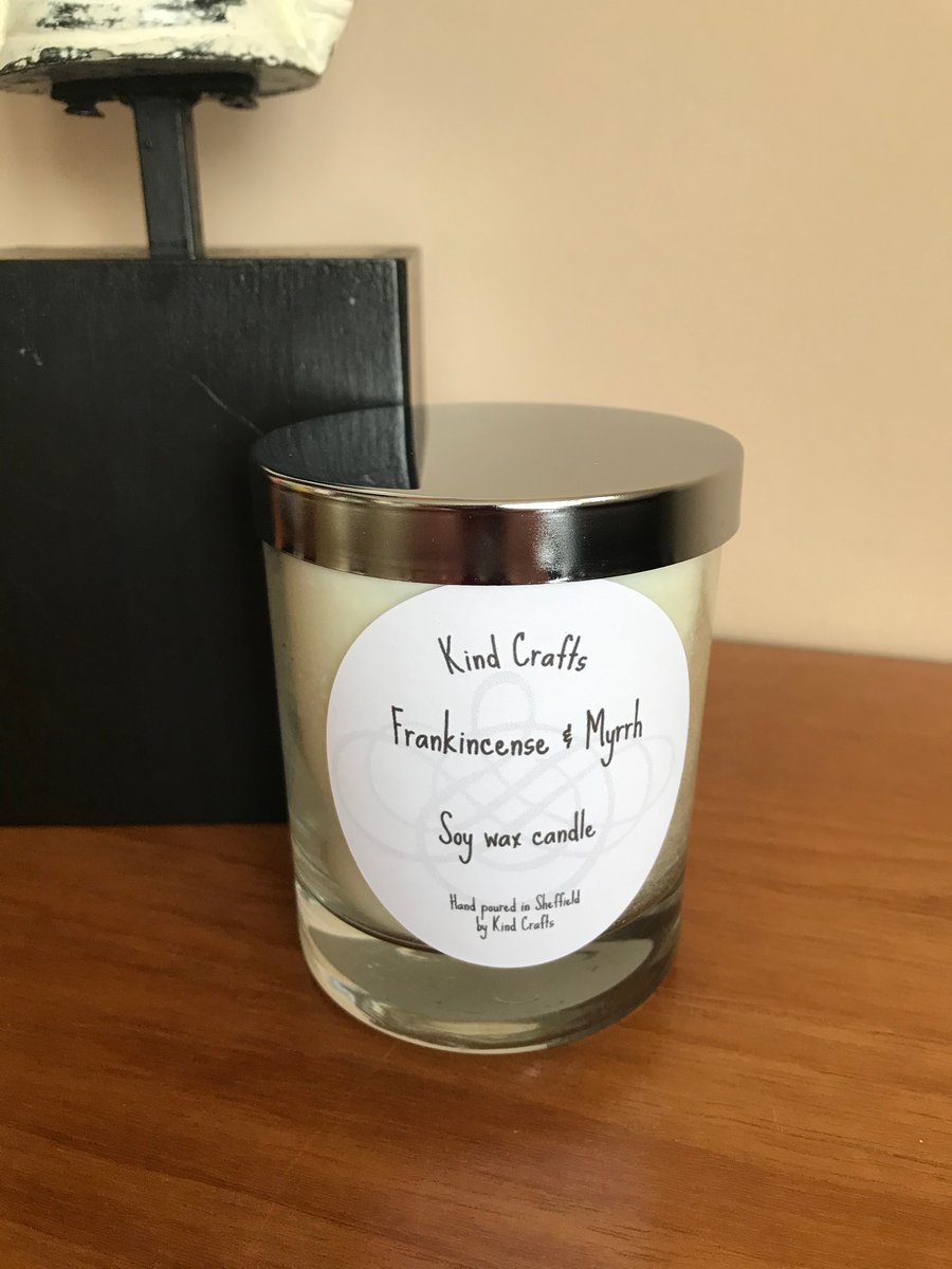 Soy wax candles With fragrance oils vegan friendly with a silver lid.