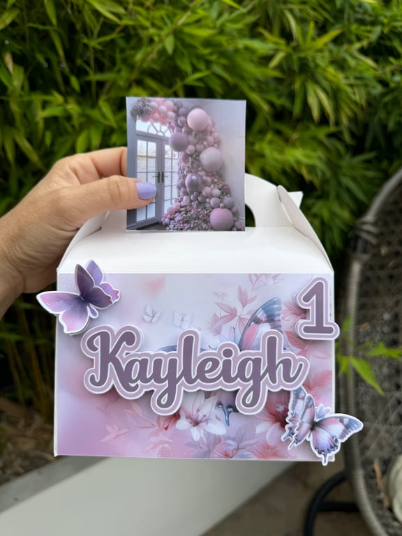 6 Personalised Butterflies party boxes, party bags