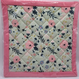 Handmade Padded and Quilted Heat Resistant Pot Holder